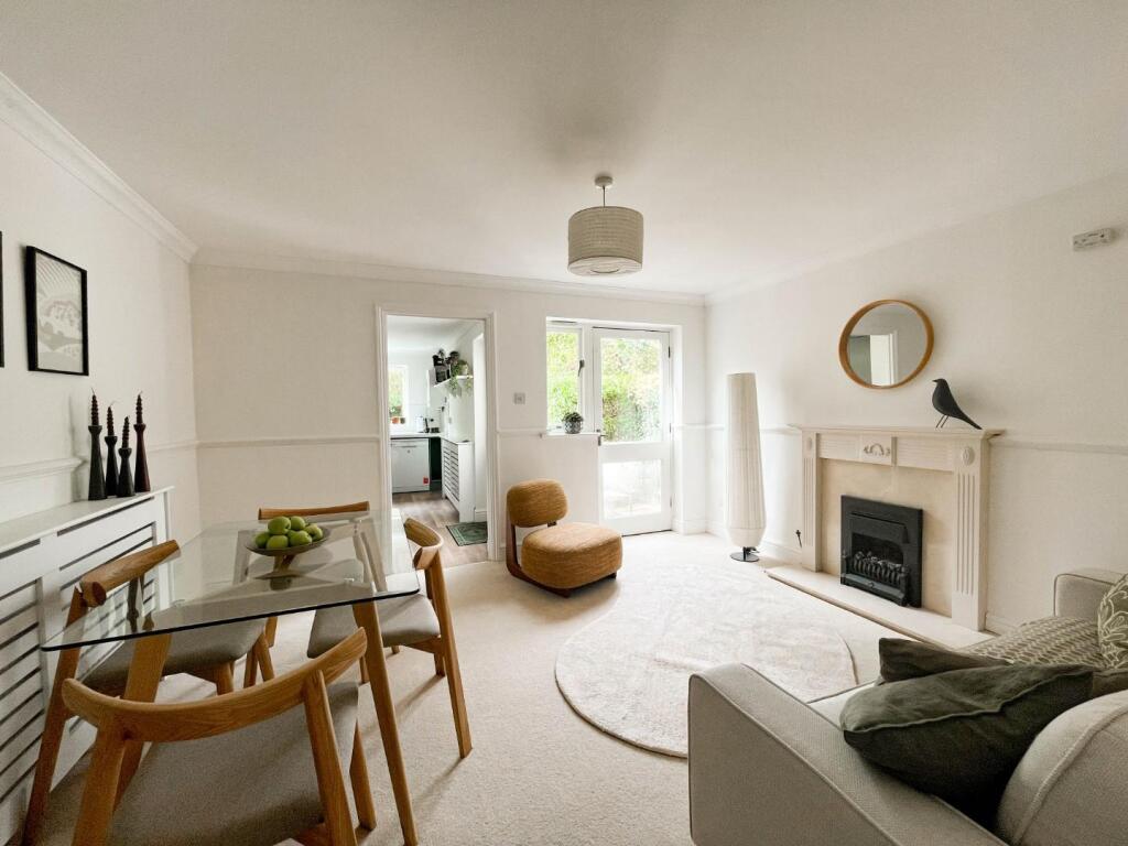 House in Cambridge - View 4