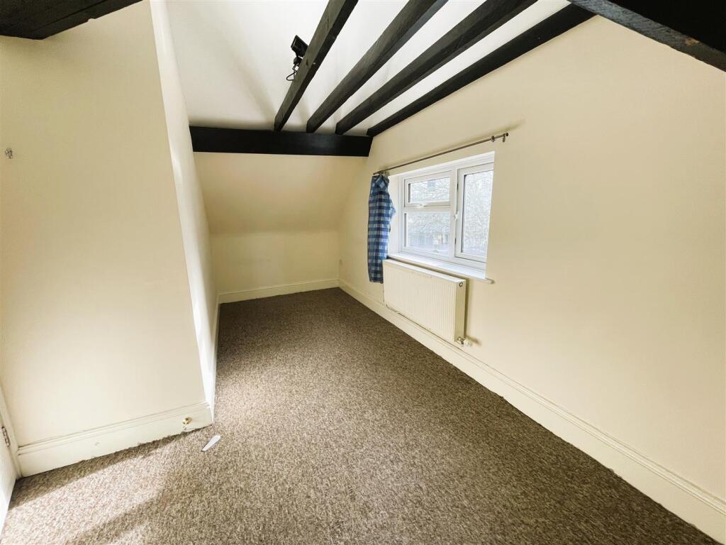 Apartment in Southampton - More