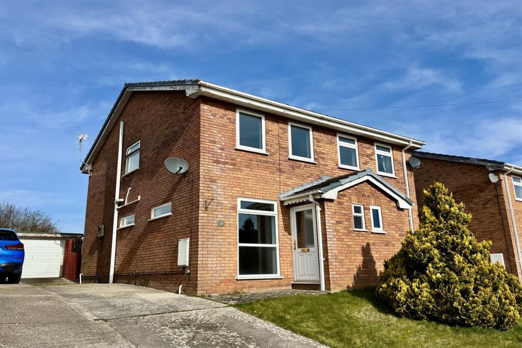 Main image of property: Tan Y Bryn, Pwllglas, Ruthin