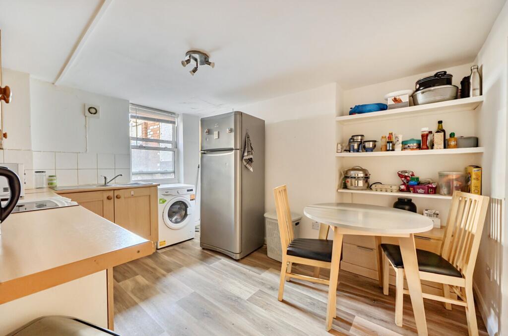 Apartment in Reading, Katesgrove, Coley - View 2