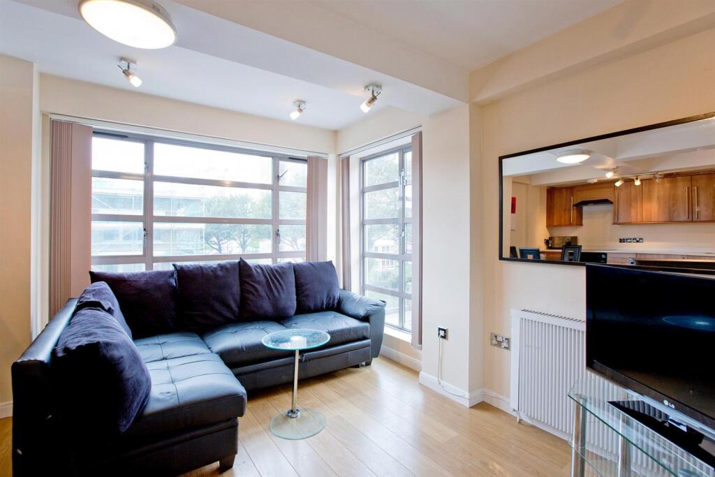 Apartment in London, Shoreditch - View 5
