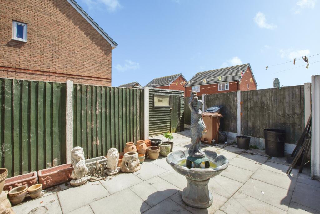 Salthouse Drive, Southport, PR8 - More