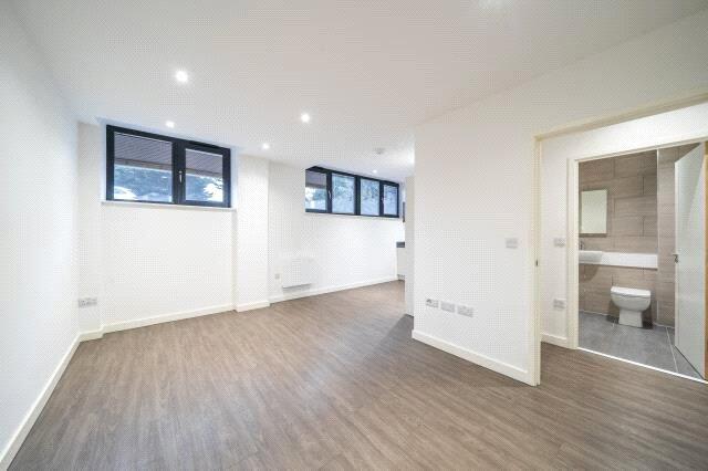 Main image of property: High Road, London, N20