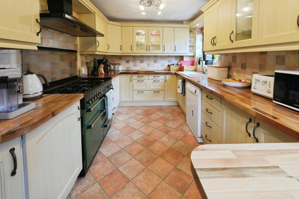 Additional image 10 of Tanwood Close, Redditch, B97