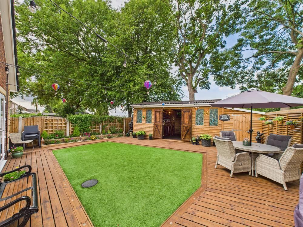 Main image of property: The Chestnuts, Pontefract