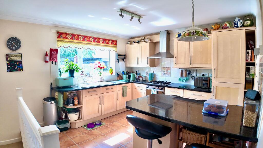 House in Blackwood, Cwmgelli - View 3