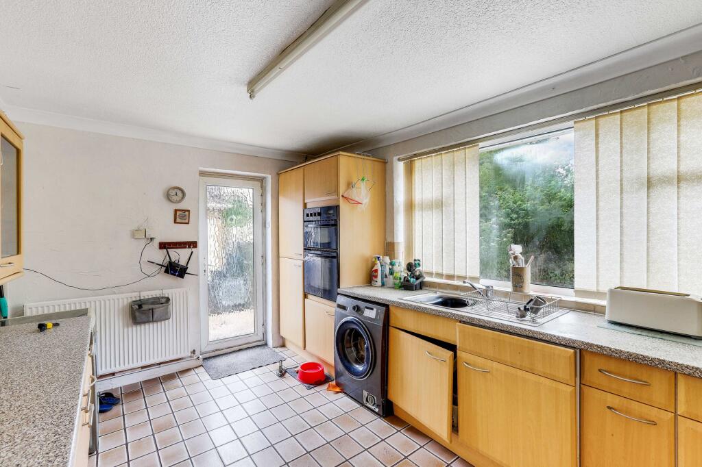 House in Ashfield, Hucknall - More