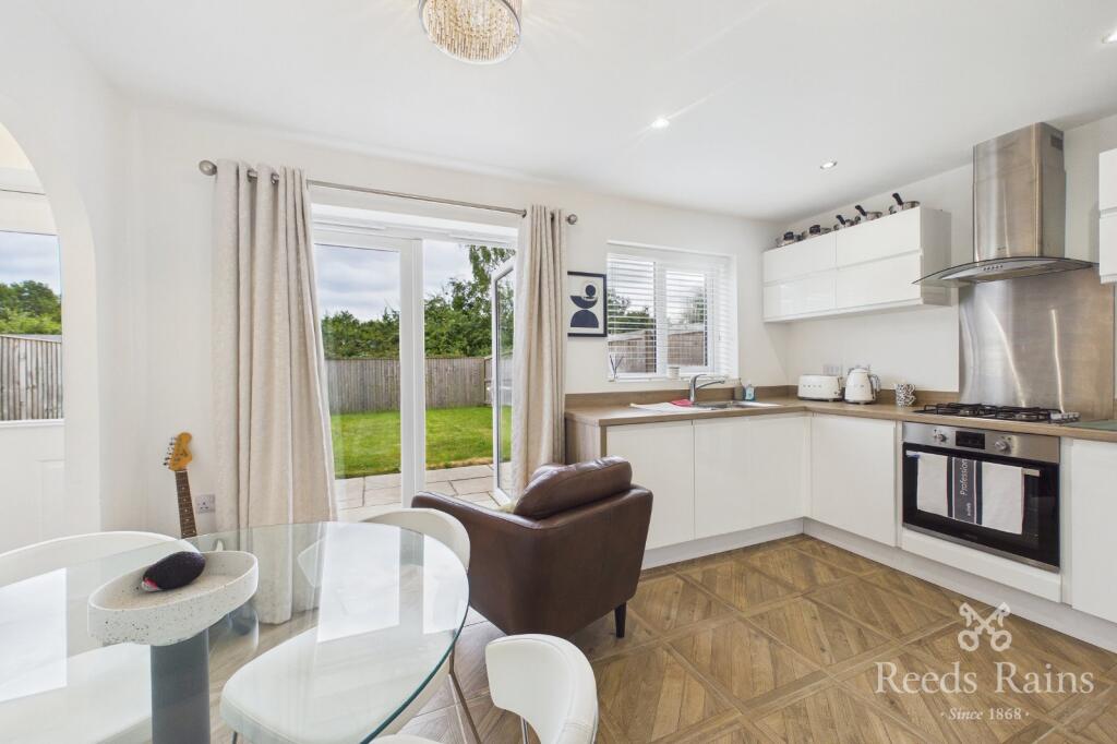House in Wakefield - View 2
