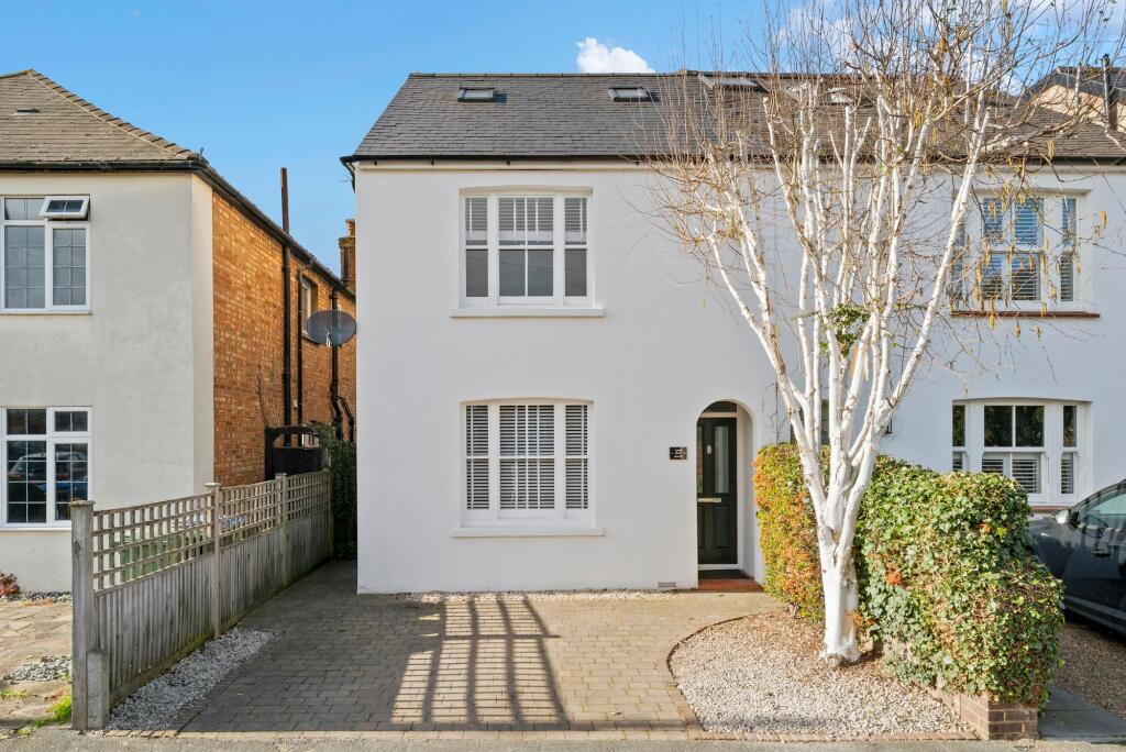 Main image of property: Hogshill Lane, Cobham, KT11