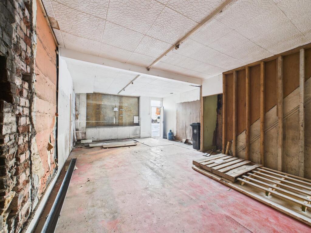16 - Development Opportunity for Auction, Bedminst