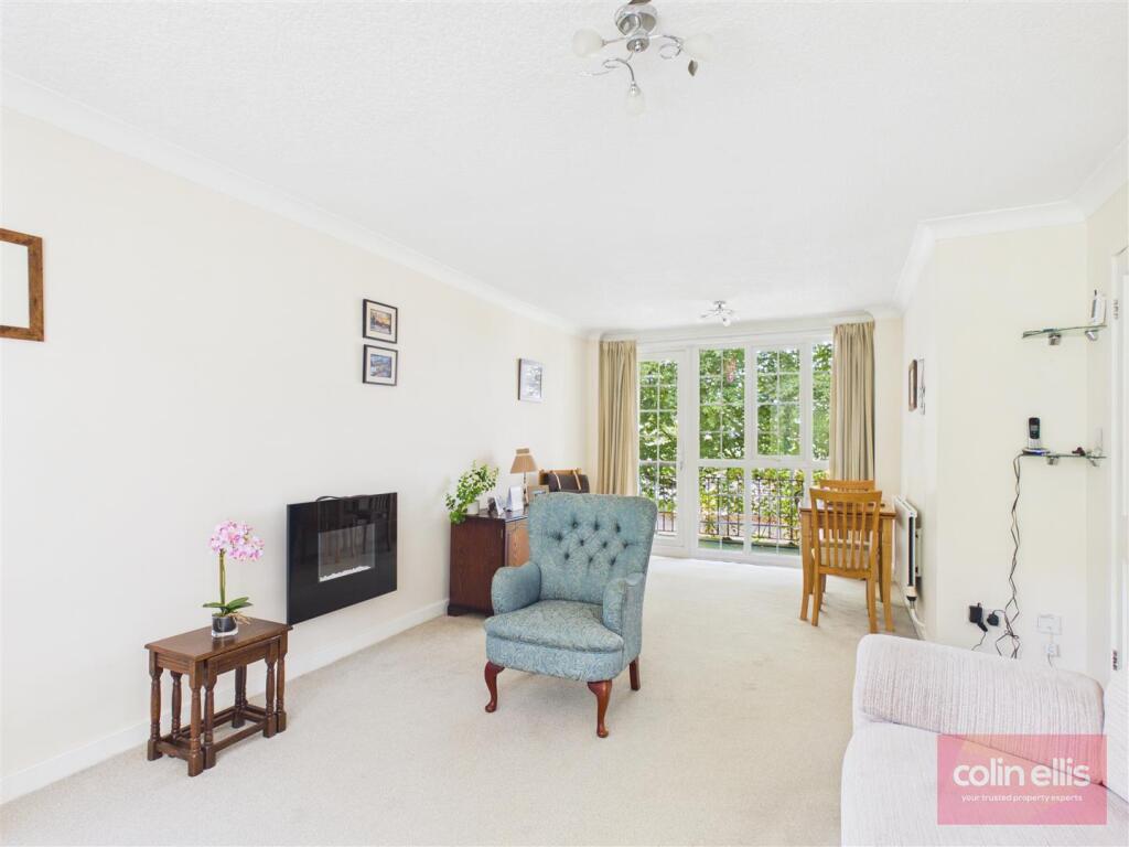 Apartment in York - View 4