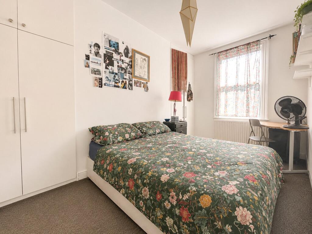 4 bedroom duplex for rent