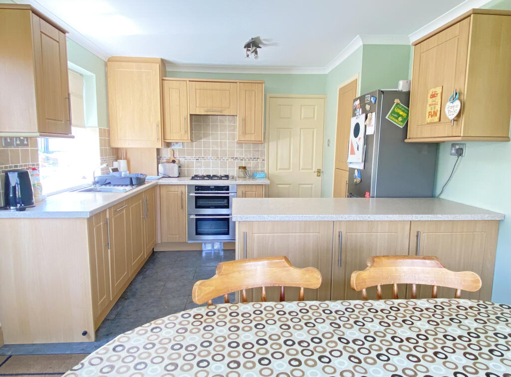 House in Cardiff, Gelligaer - View 3