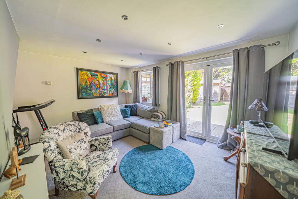 Hertford Way, Knowle, B93 - View 3