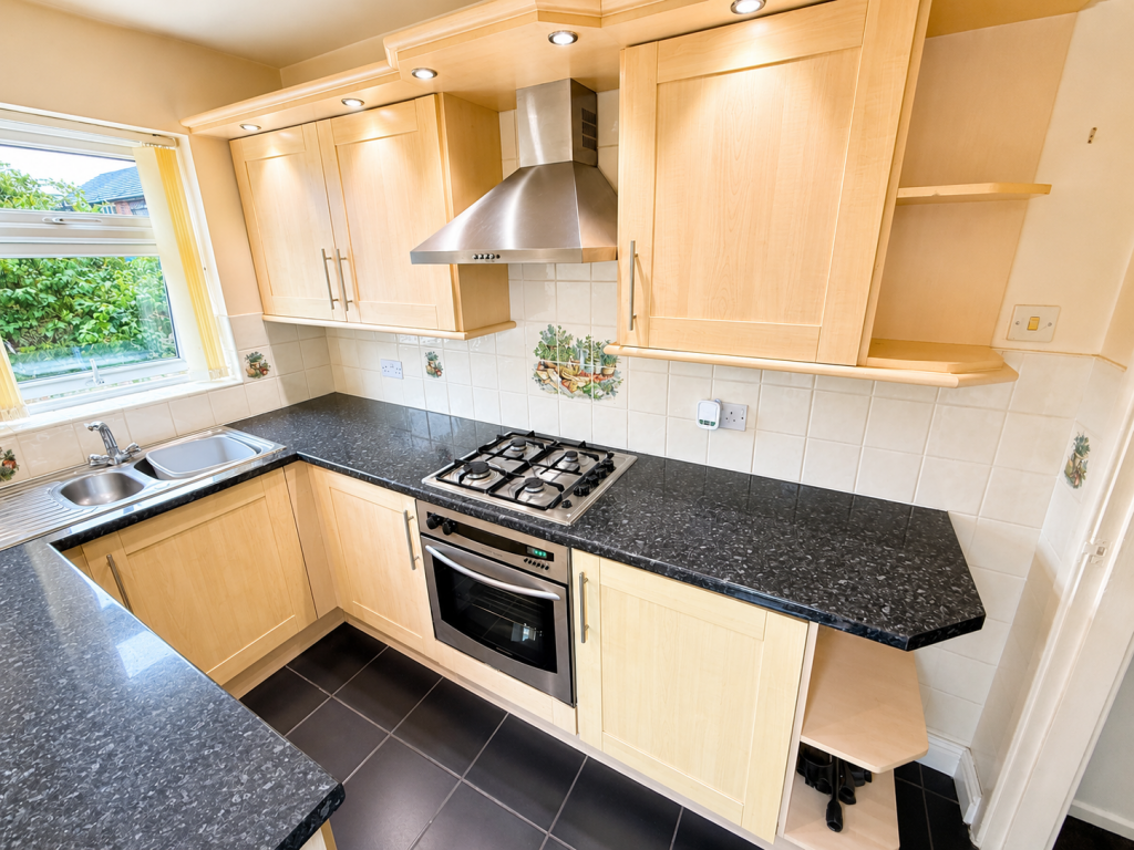 House in St Helens, Liverpool City Region - More
