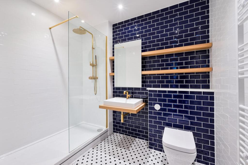 Apartment in London, Goodluck Hope, Blackwall - More