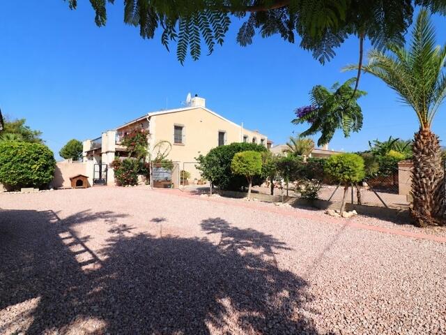 Main image of property: Valencia, Alicante, Albatera