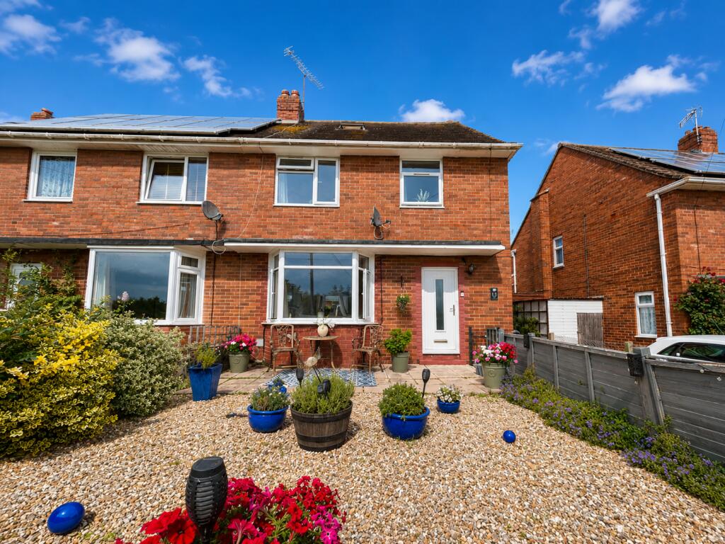 Main image of property: Tuckfield Close, Exeter EX2 5LS