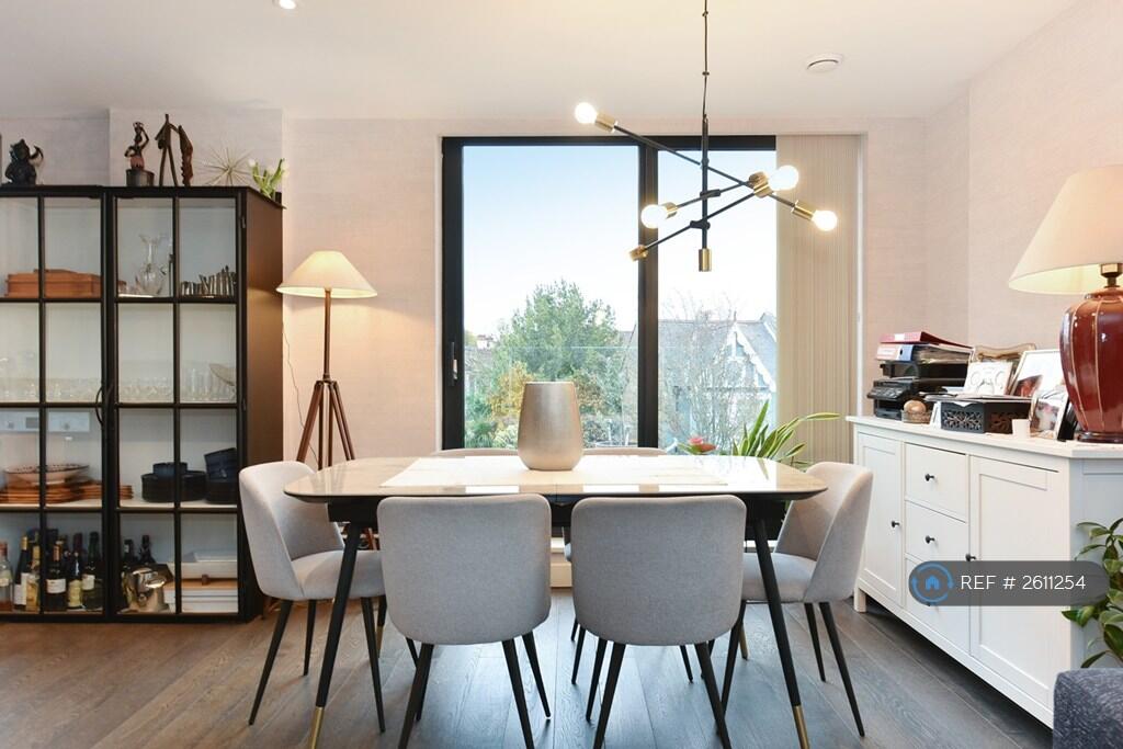 3 bedroom flat for rent