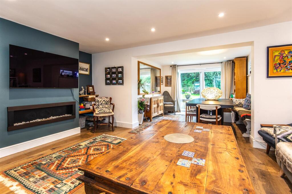 Buttsfield Lane, East Hoathly, BN8 6EF photo 2