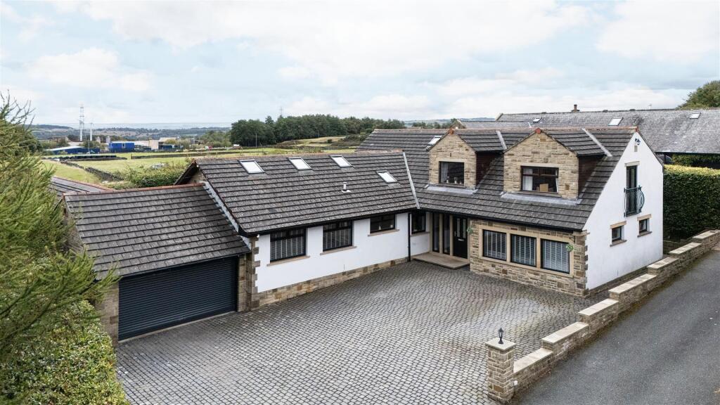 Main image of property: The Beeches, Upper Bell Croft, Southowram, Halifax, West Yorkshire, HX3 9RJ