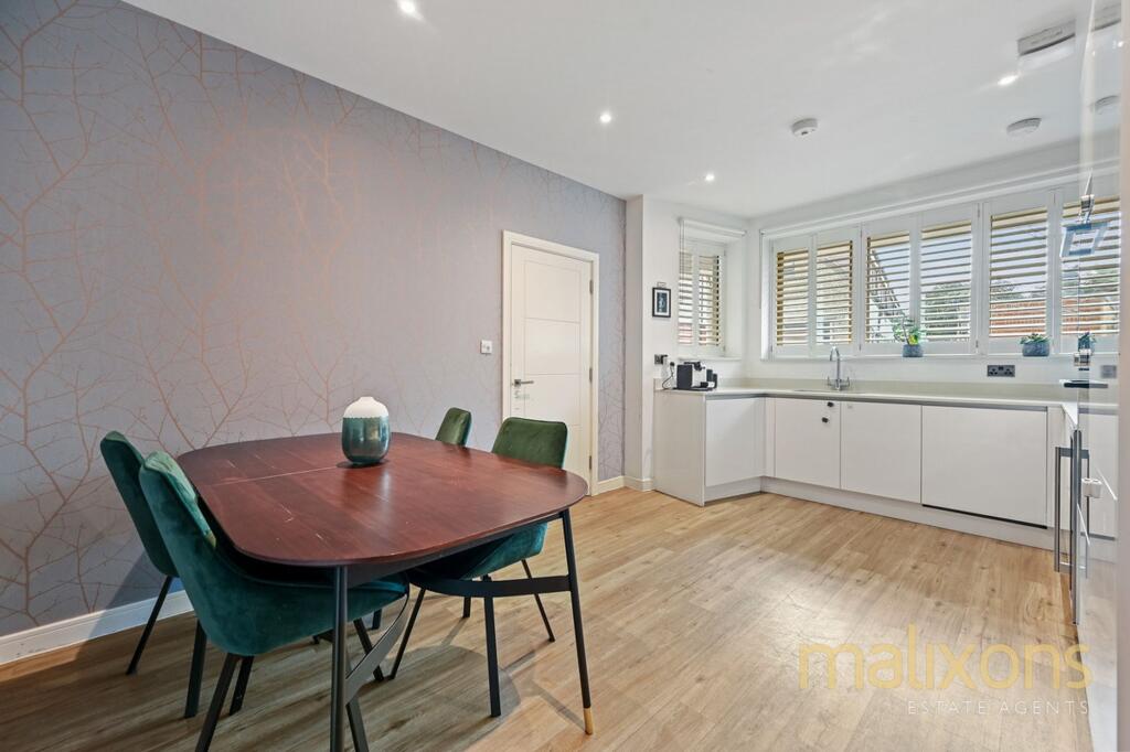 Apartment in Croydon - View 4