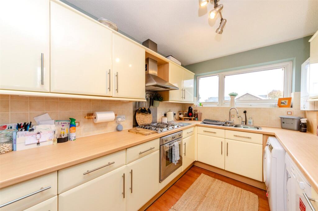 Duchess Close, Llandudno, Conwy, LL30 photo 4