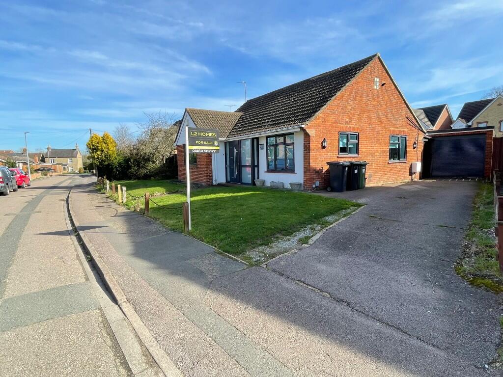 Main image of property: Home Close, Stotfold, Hitchin SG5