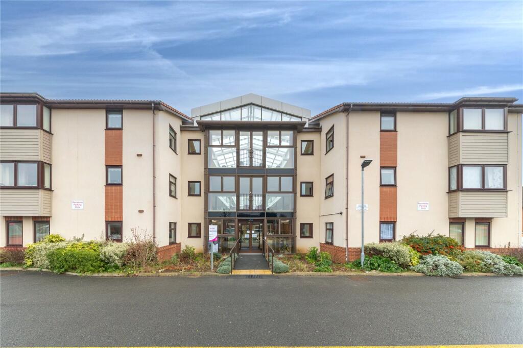 Main image of property: The Limes, Newport Pagnell, Buckinghamshire, MK16