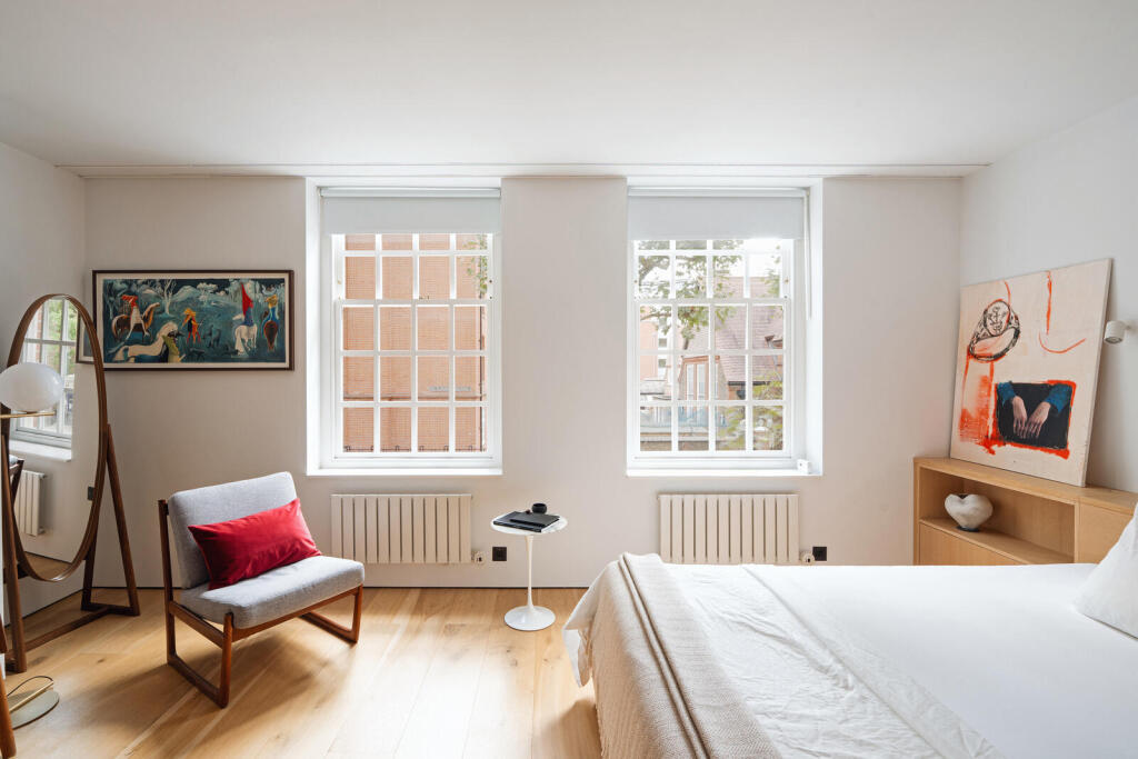 Apartment in London - View 5