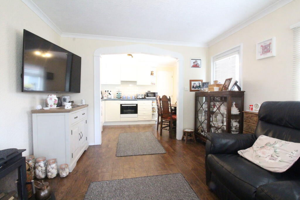 SWINDON/ WALL HEATH, Hinksford Park photo 4