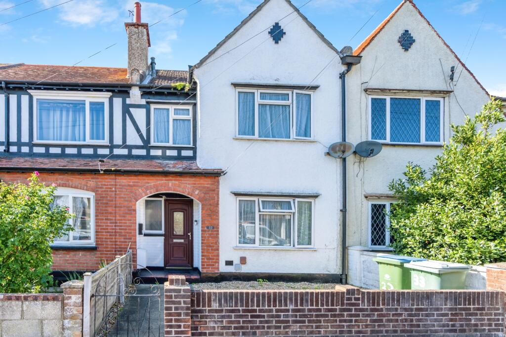 4-bed terraced on Gordon Avenue, Bognor Regis, PO22, £350,000