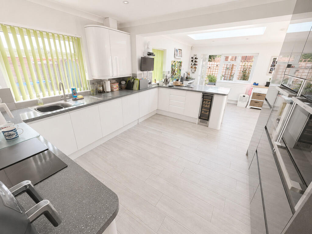 Southview Close, Shoreham-by-Sea photo 3