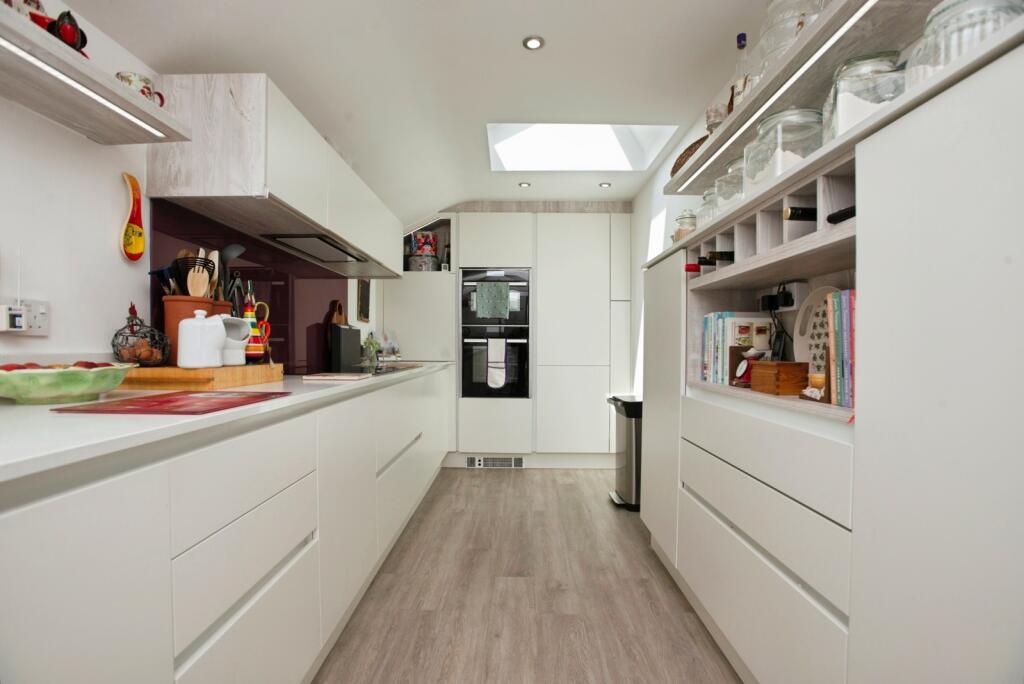 Hallaze Road, Penwithick, St. Austell, Cornwall, PL26 photo 5