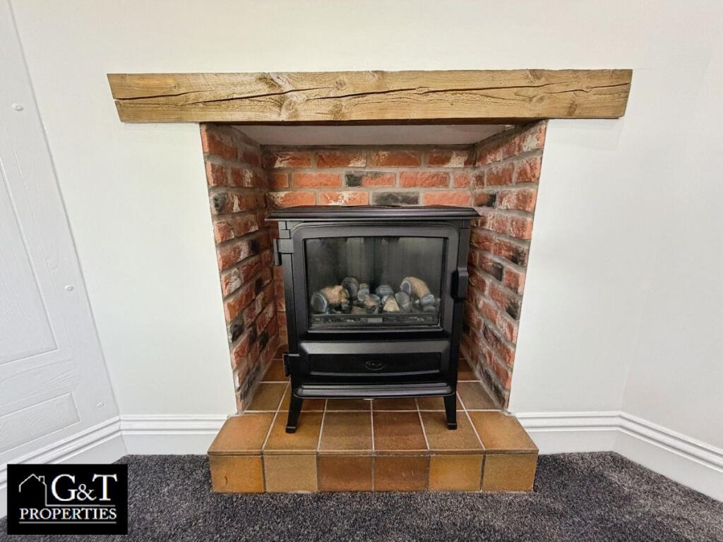 House in Dudley, Wrens Nest, Swan Village - View 4