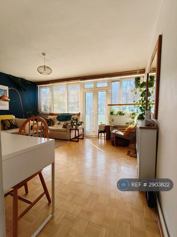 3 bedroom maisonette for rent