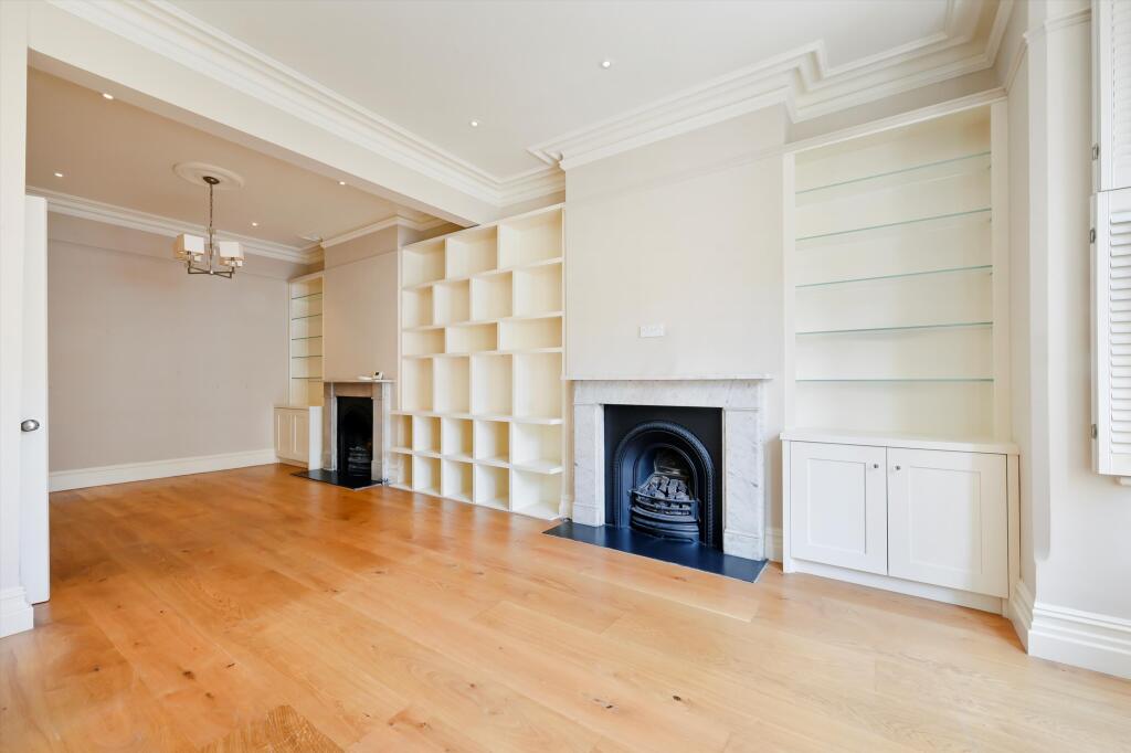 House in London - View 2