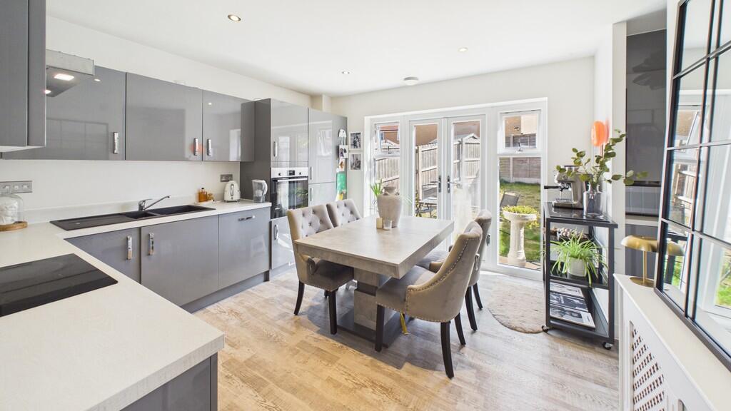 House in Ipswich - View 4