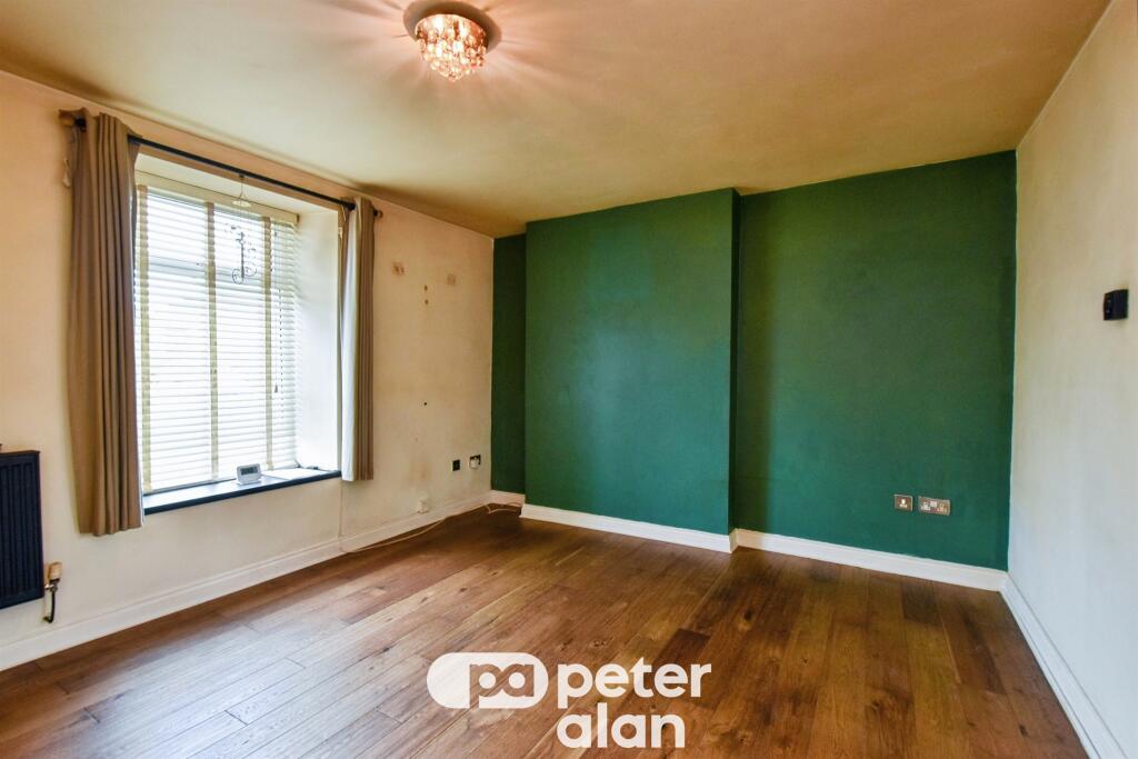 House in Cardiff, Hirwaun - View 4
