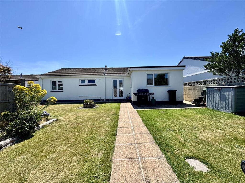 House in Truro - View 5
