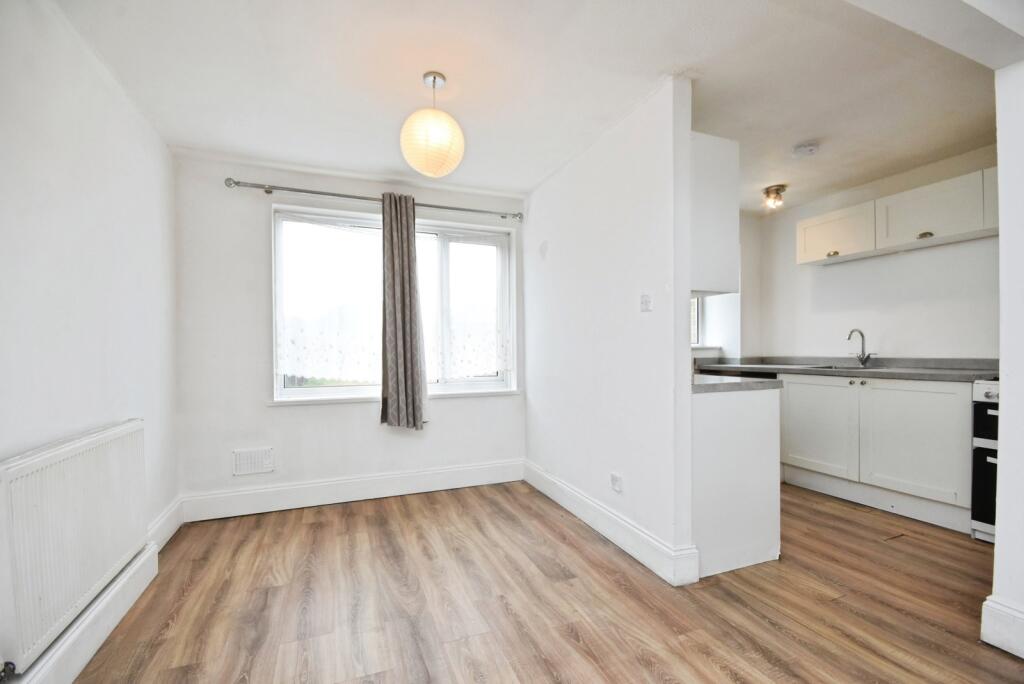 House in Basildon, Essex - More