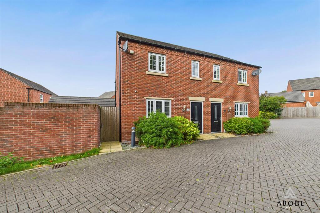 3-bed semi-detached on Brace Gardens, Doveridge, Derbyshire, £270,000