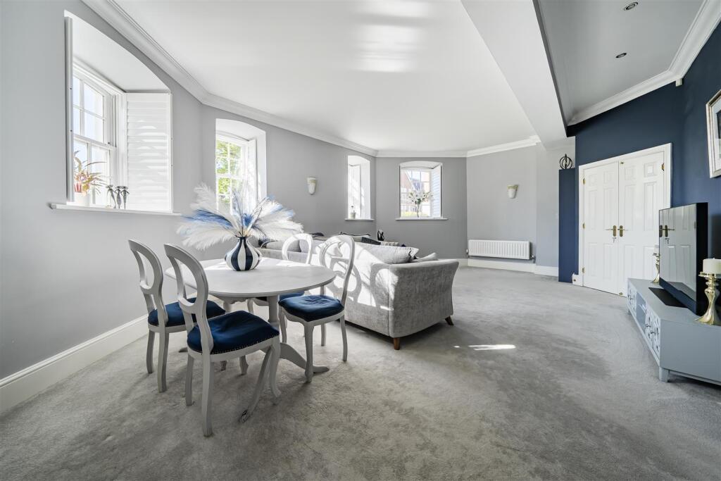 Main image of property: Kingswood Place, Knowle Village, Fareham