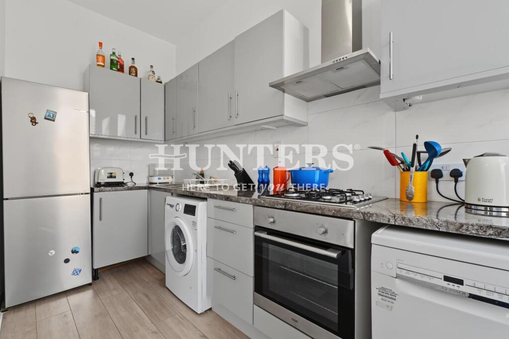 Apartment in London - View 3