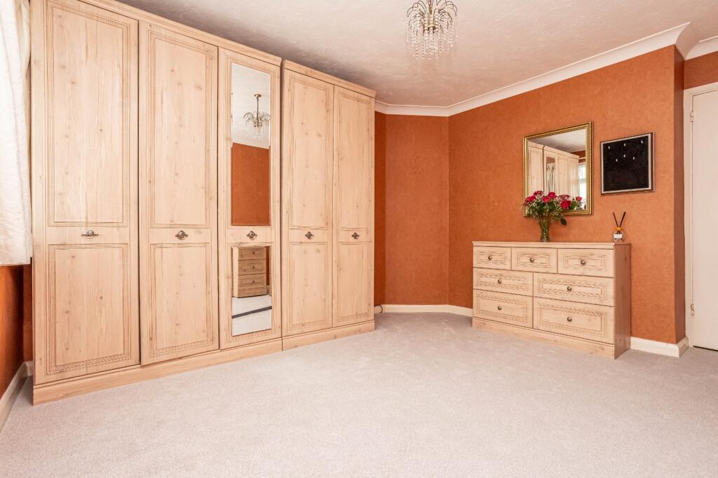 House in Canterbury - View 5