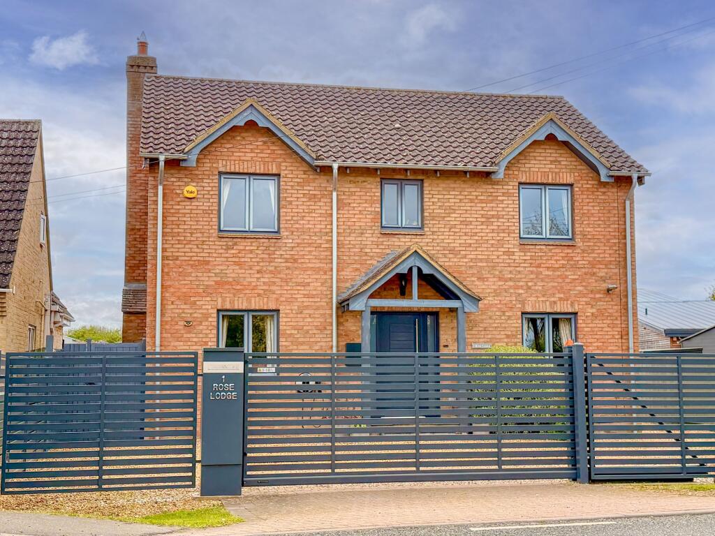 Main image of property: Earith Road, Colne, PE28