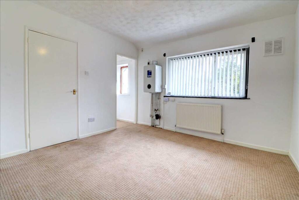 House in Birmingham, Lyndon Green - More