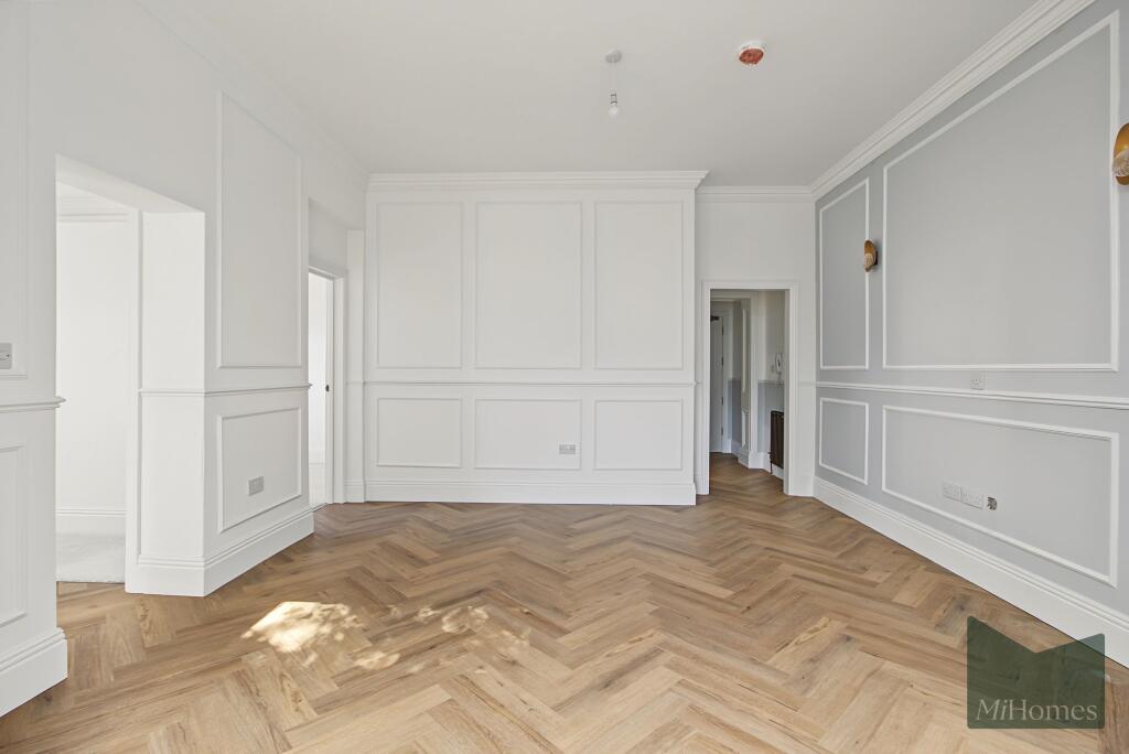 Apartment in London - More