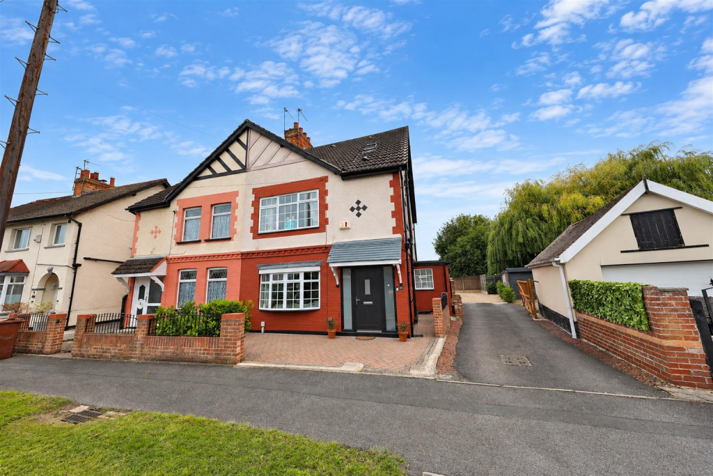 House in Hull, Anlaby Park