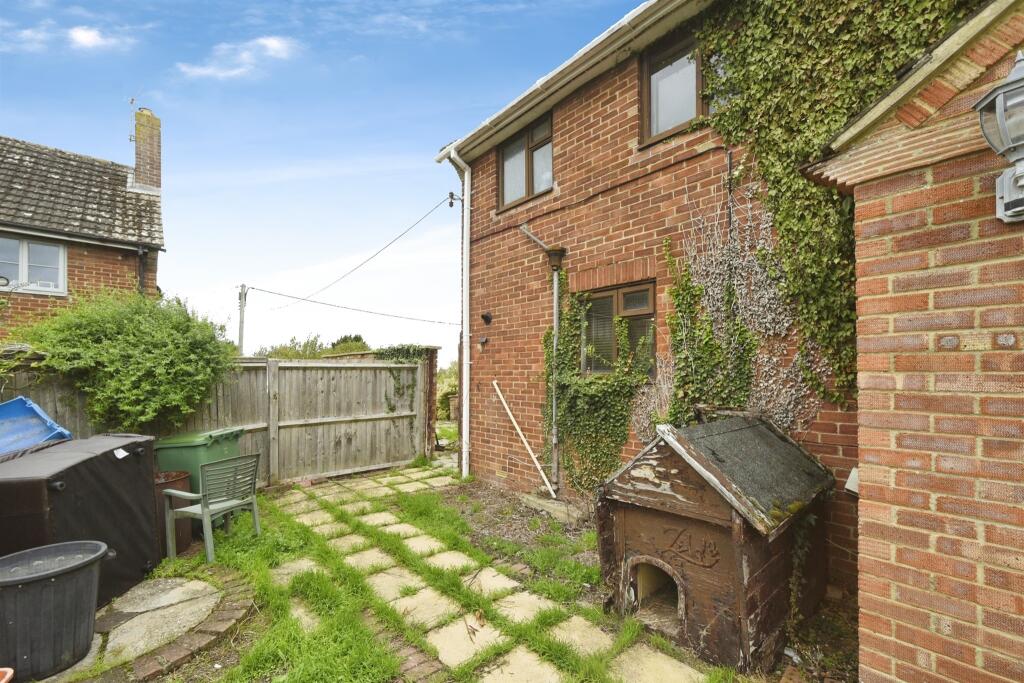 House in Swindon, Inglesham - View 5